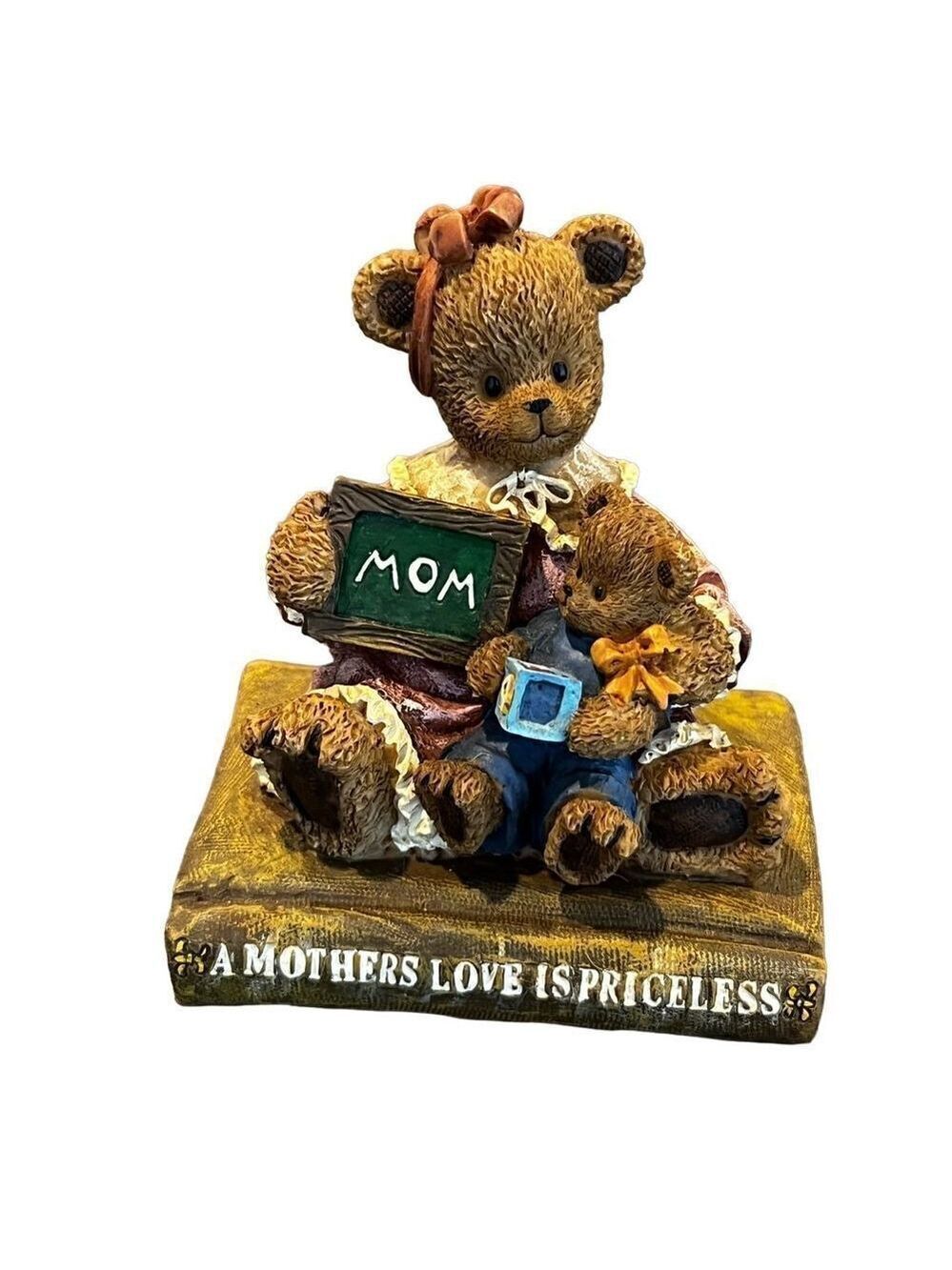 Berry Hill Bears figurine